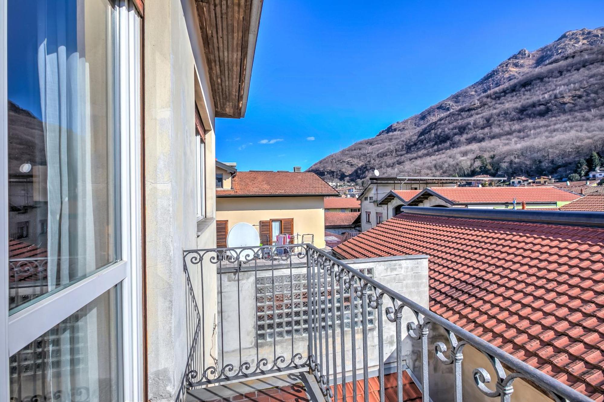 Omegna Lakeside - Happy Rentals エクステリア 写真
