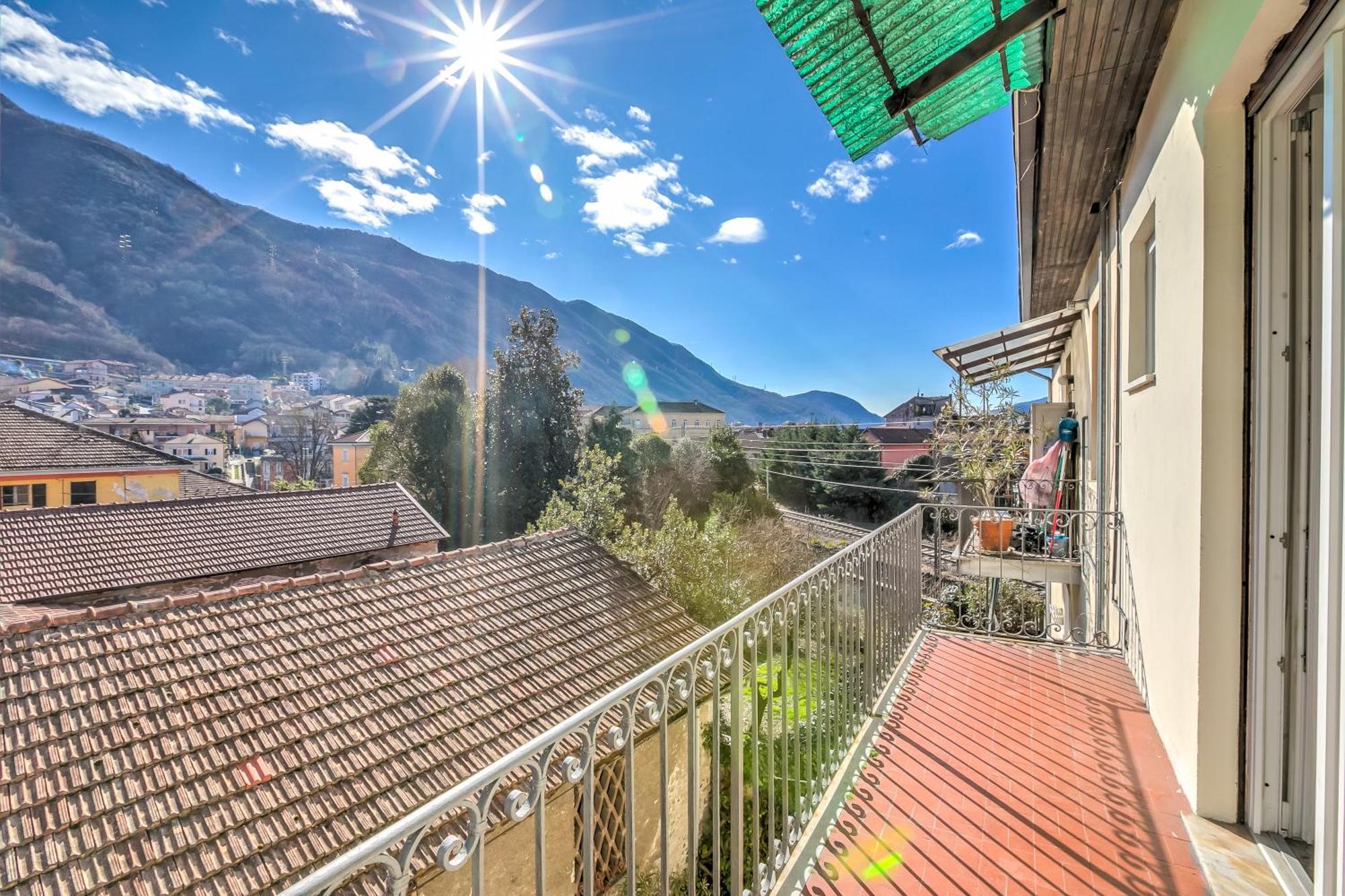 Omegna Lakeside - Happy Rentals エクステリア 写真
